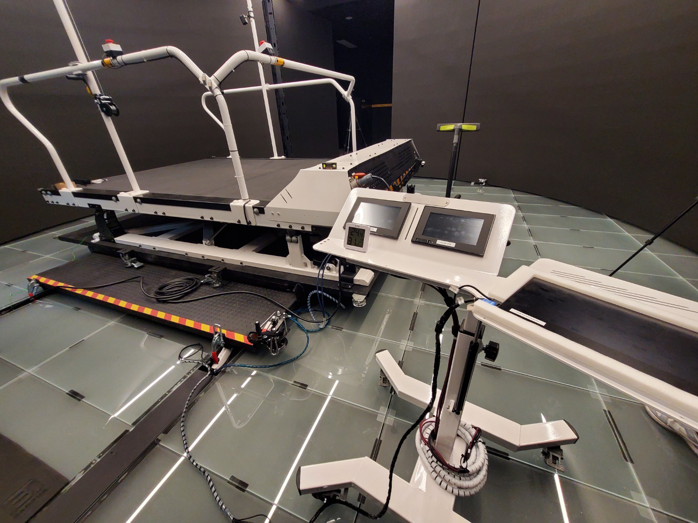 KIMSLAB KUT-2000i incline robotic locomotion test system