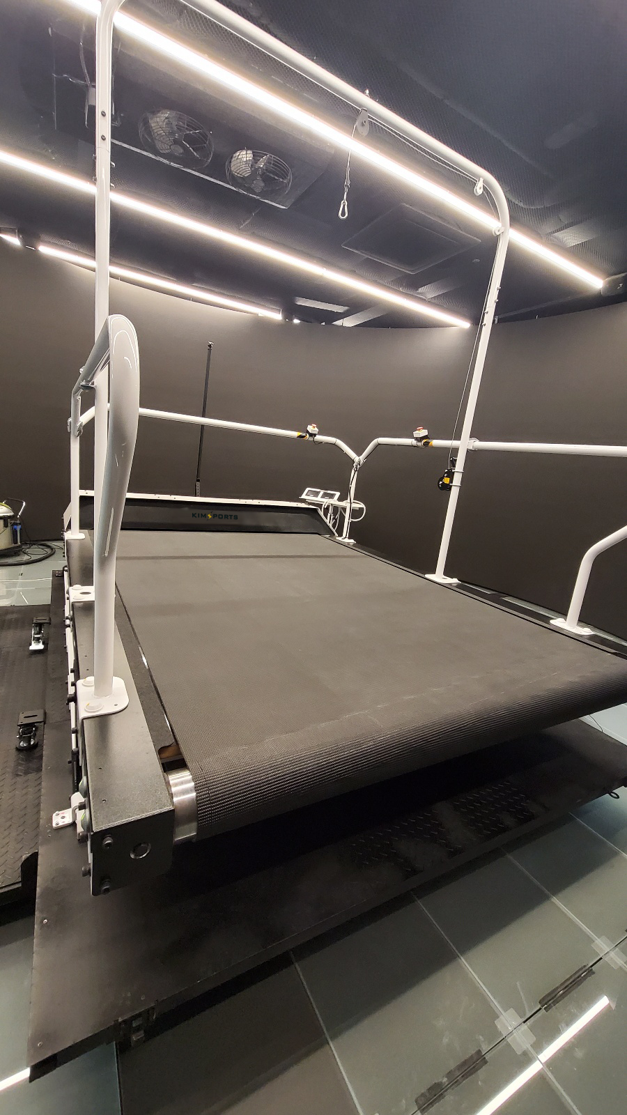 KIMSLAB KUT-2000i incline robotic locomotion test system